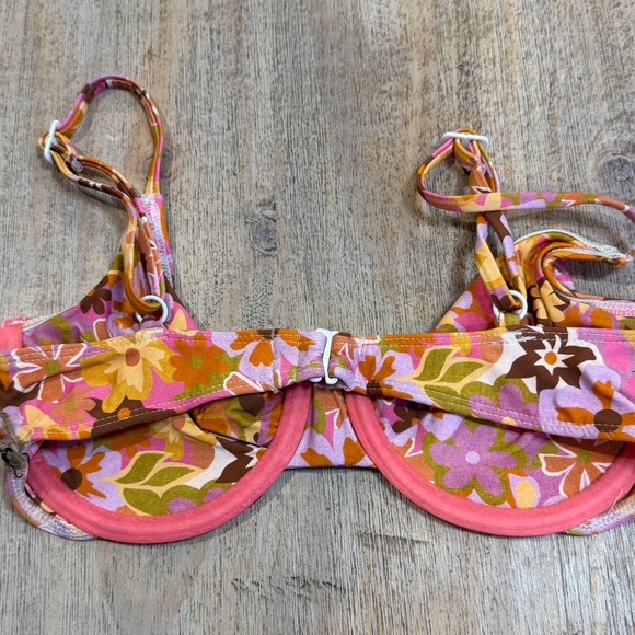 NWT Stone Fox Revolve Size Small SUMATRA Bikini BOTTOM RETRO POP CONCH TOP - Picture 12 of 13